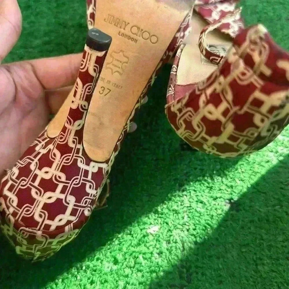 Jimmy Choo - Picture 6 of 6